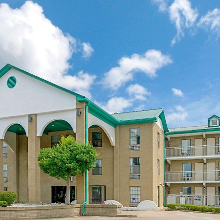Super 8 By Wyndham Lakeland Exteriér fotografie