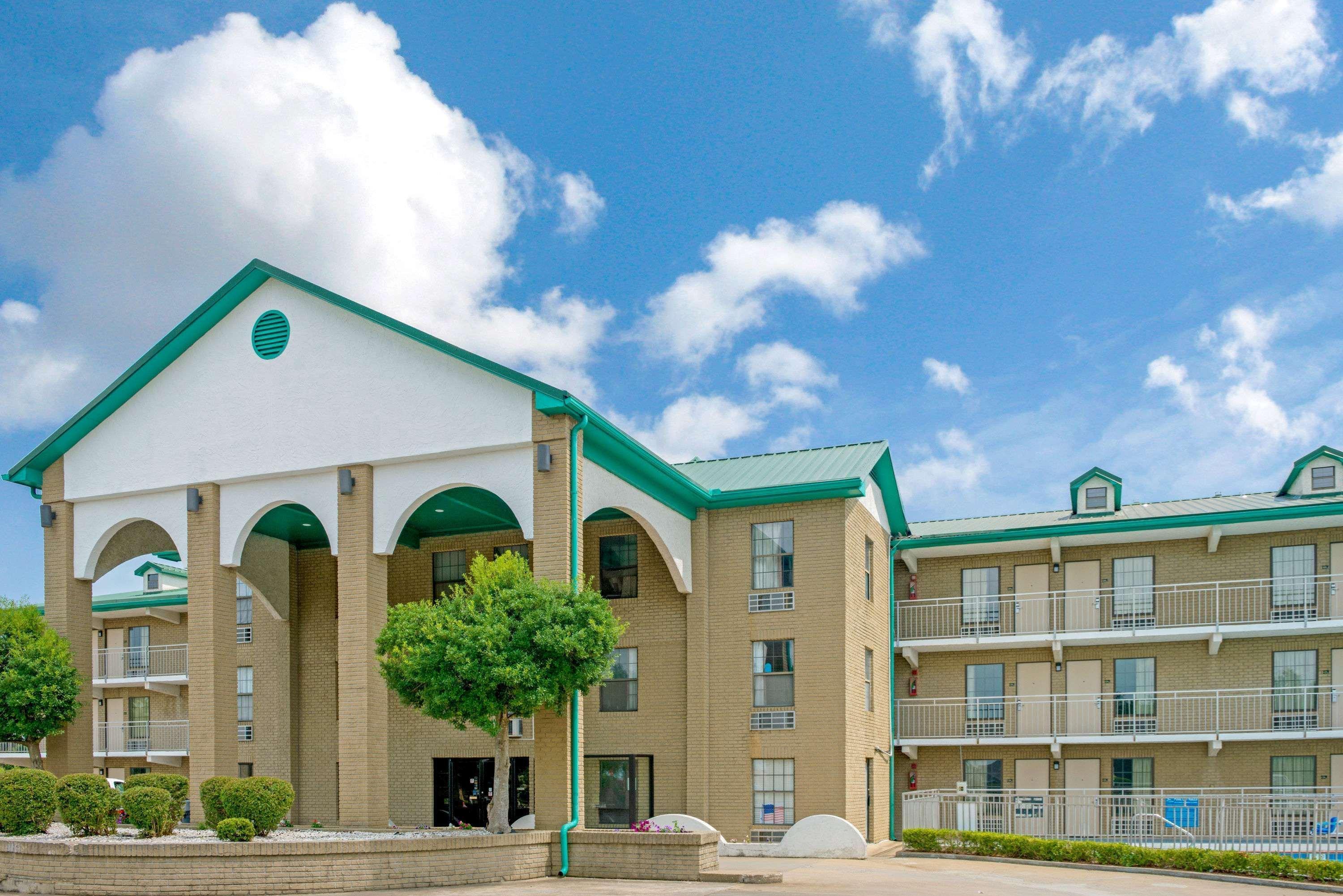 Super 8 By Wyndham Lakeland Exteriér fotografie